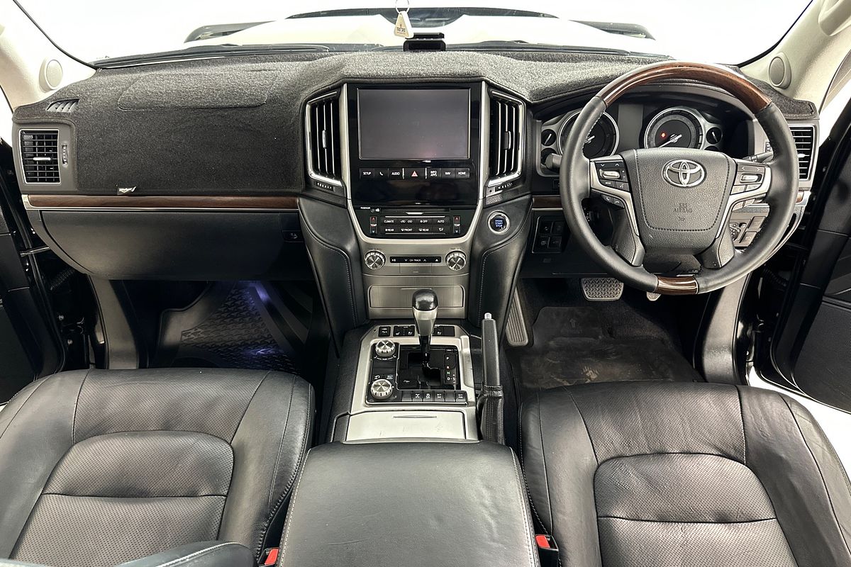 2016 Toyota LANDCRUISER SAHARA (4x4) VDJ200R MY16