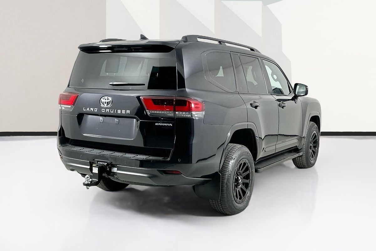 2023 Toyota Landcruiser LC300 SAHARA (4x4) FJA300R