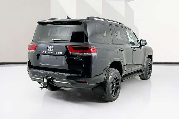 2023 Toyota Landcruiser LC300 SAHARA (4x4) FJA300R