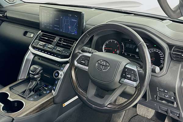 2022 Toyota LANDCRUISER LC300 SAHARA (4x4) FJA300R