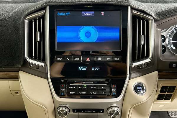 2019 Toyota LANDCRUISER LC200 SAHARA (4x4) VDJ200R