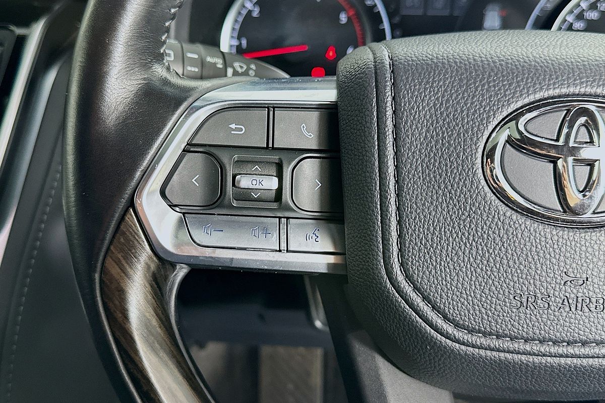 2022 Toyota LANDCRUISER LC300 SAHARA (4x4) FJA300R