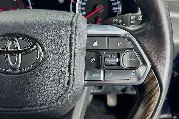 2022 Toyota LANDCRUISER LC300 SAHARA (4x4) FJA300R