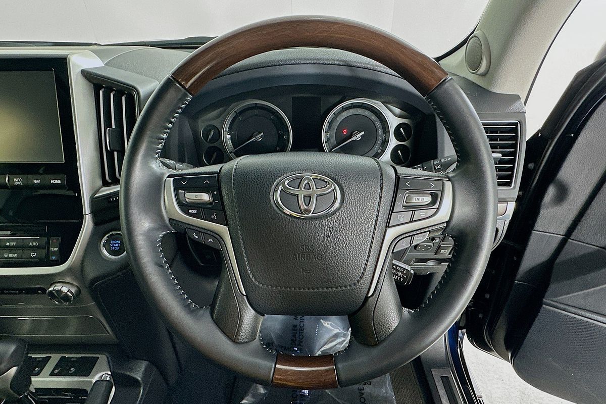 2016 Toyota LANDCRUISER SAHARA (4x4) VDJ200R MY16
