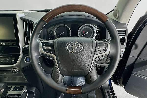 2016 Toyota LANDCRUISER SAHARA (4x4) VDJ200R MY16