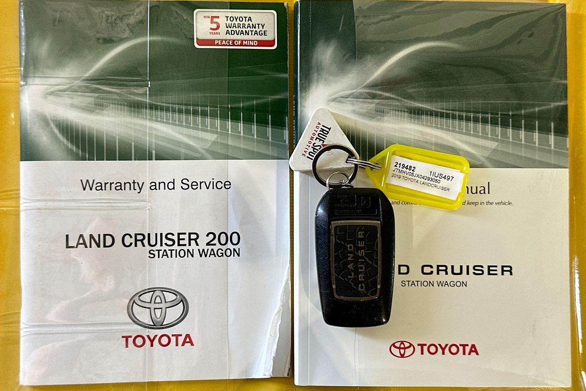 2019 Toyota LANDCRUISER LC200 SAHARA (4x4) VDJ200R