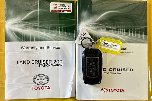 2019 Toyota LANDCRUISER LC200 SAHARA (4x4) VDJ200R