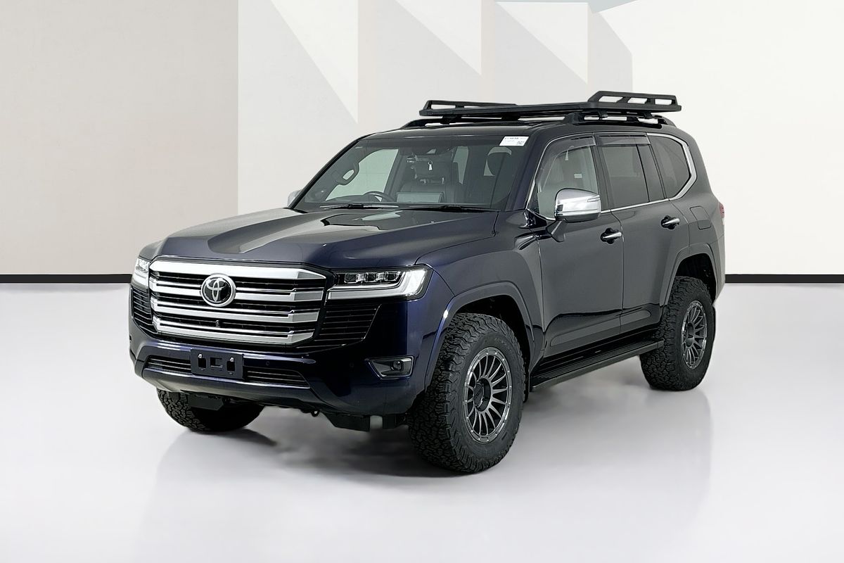 2022 Toyota LANDCRUISER LC300 SAHARA (4x4) FJA300R