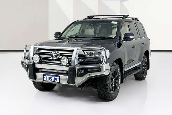 2019 Toyota LANDCRUISER LC200 SAHARA (4x4) VDJ200R