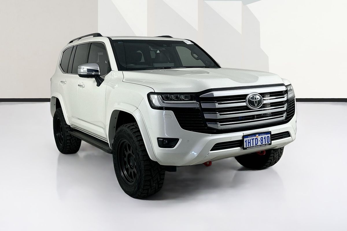 2023 Toyota LANDCRUISER LC300 SAHARA (4x4) FJA300R
