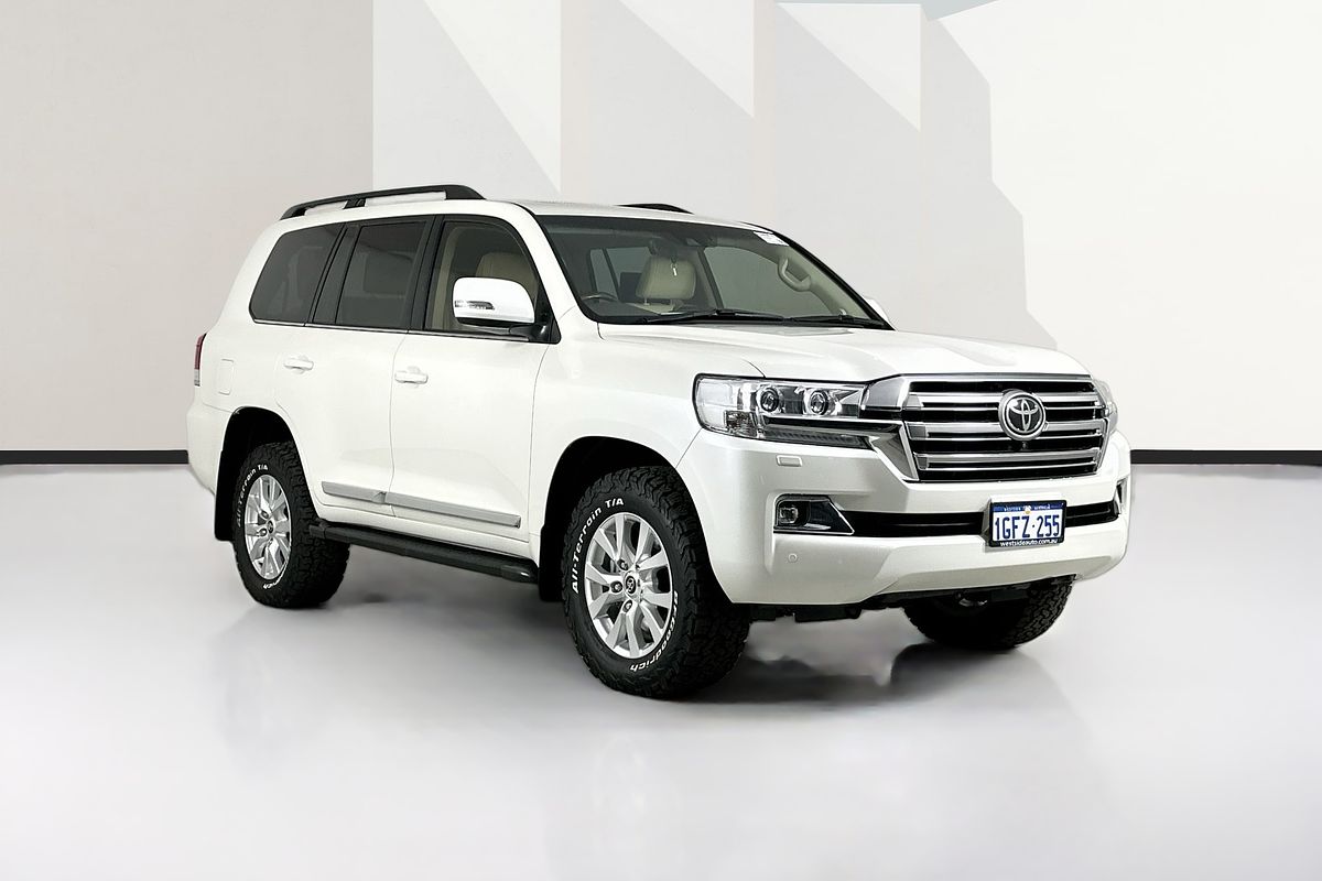 2017 Toyota LANDCRUISER SAHARA (4x4) VDJ200R MY16