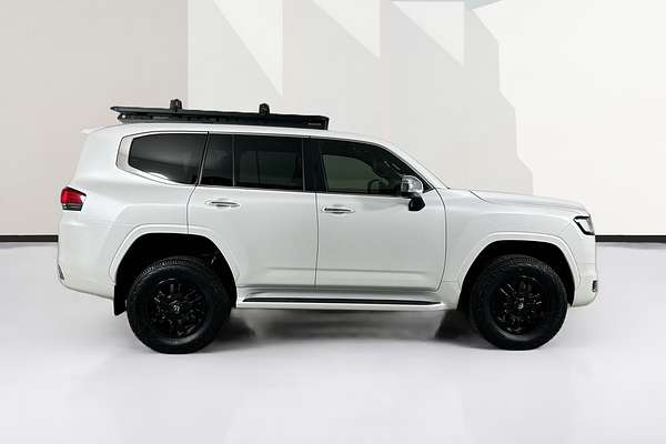 2023 Toyota Landcruiser LC300 SAHARA ZX (4x4) FJA300R