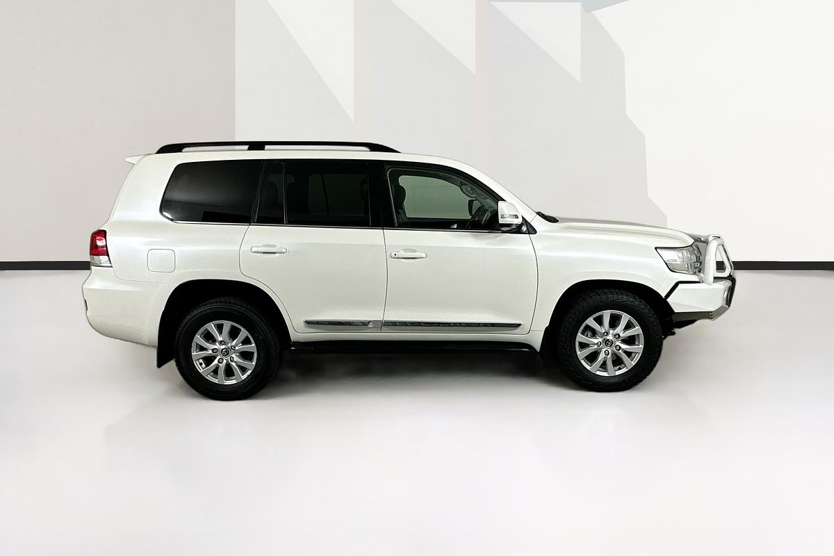 2020 Toyota LANDCRUISER LC200 SAHARA (4x4) VDJ200R