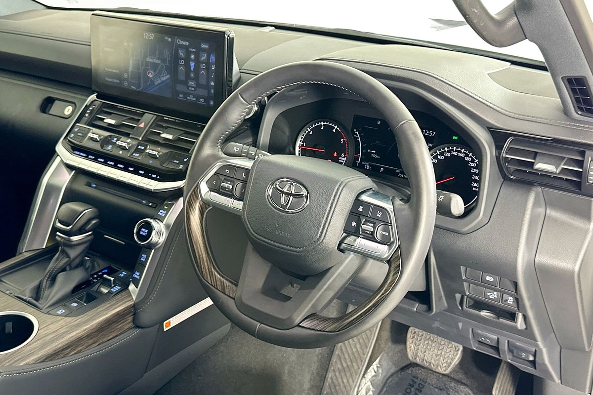 2024 Toyota LANDCRUISER LC300 VX (4x4) FJA300R