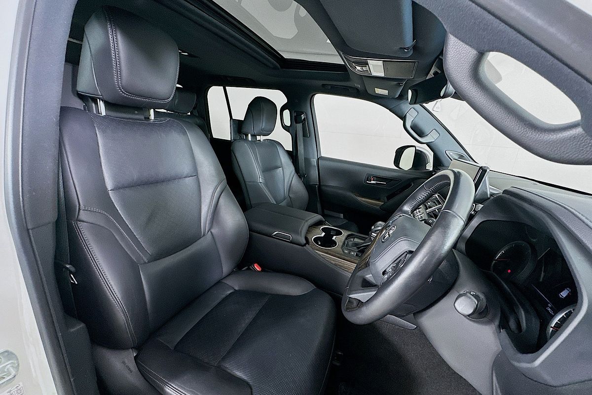 2023 Toyota LANDCRUISER LC300 SAHARA (4x4) FJA300R