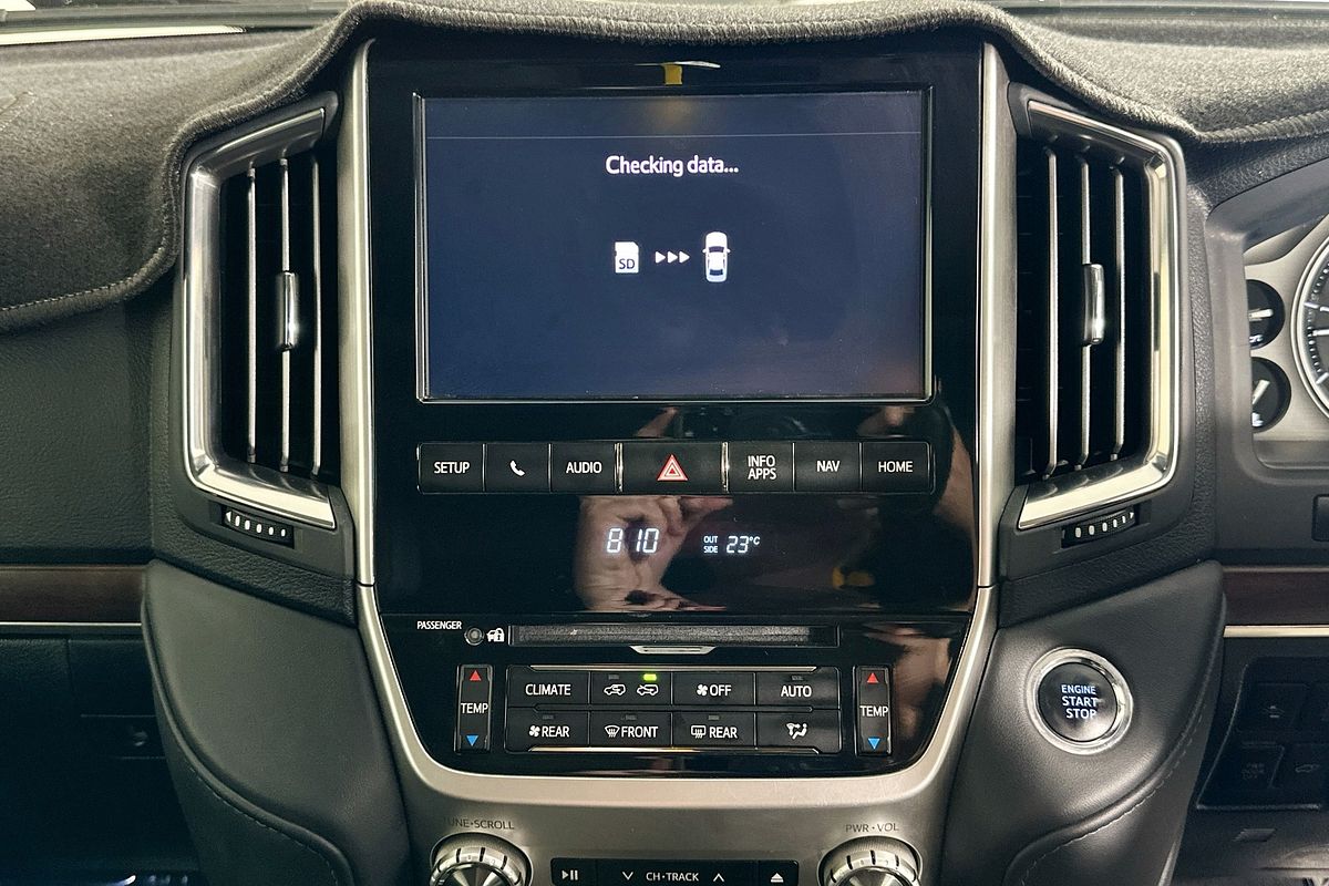 2021 Toyota LANDCRUISER LC200 SAHARA (4x4) VDJ200R