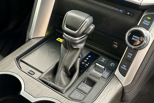 2023 Toyota Landcruiser LC300 SAHARA ZX (4x4) FJA300R