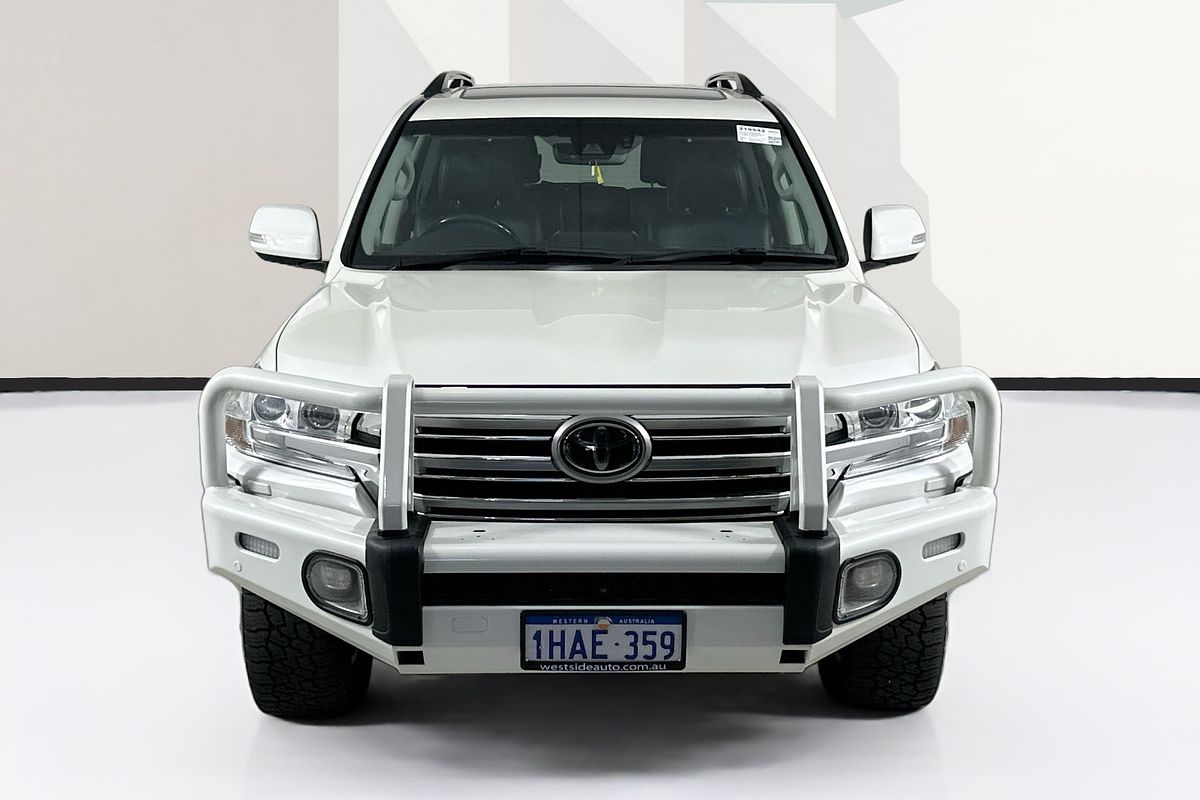2020 Toyota LANDCRUISER LC200 SAHARA (4x4) VDJ200R