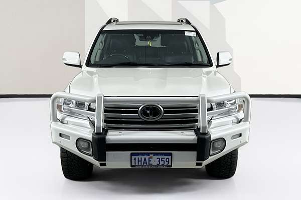 2020 Toyota LANDCRUISER LC200 SAHARA (4x4) VDJ200R