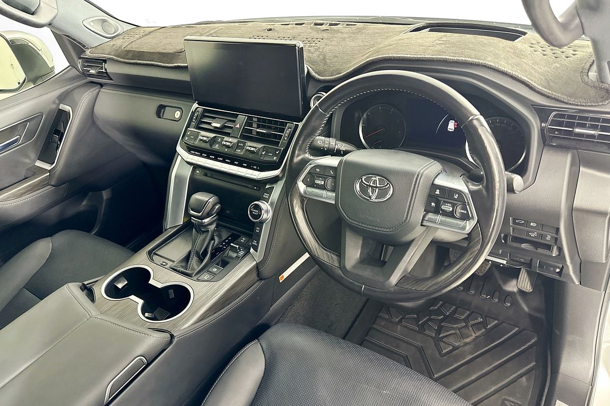 2023 Toyota Landcruiser LC300 SAHARA ZX (4x4) FJA300R