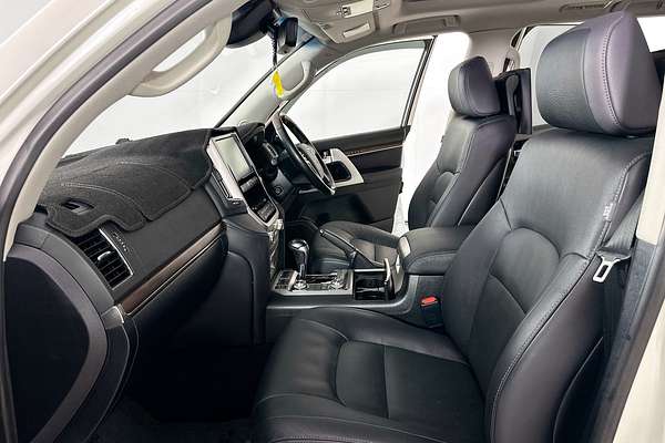 2021 Toyota LANDCRUISER LC200 SAHARA (4x4) VDJ200R