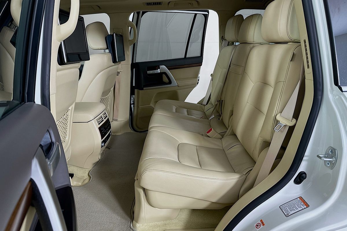 2017 Toyota LANDCRUISER SAHARA (4x4) VDJ200R MY16