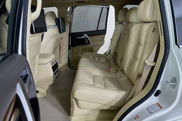 2017 Toyota LANDCRUISER SAHARA (4x4) VDJ200R MY16
