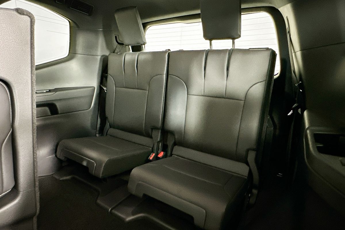 2024 Toyota LANDCRUISER LC300 VX (4x4) FJA300R