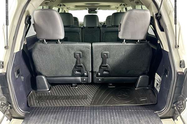 2021 Toyota LANDCRUISER LC200 SAHARA (4x4) VDJ200R