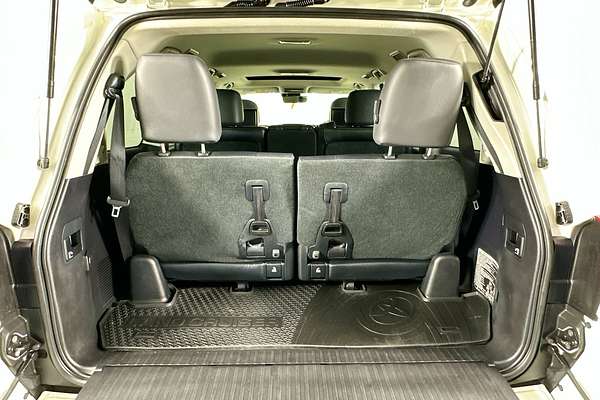 2020 Toyota LANDCRUISER LC200 SAHARA (4x4) VDJ200R
