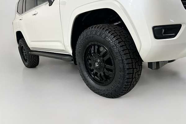 2024 Toyota LANDCRUISER LC300 VX (4x4) FJA300R