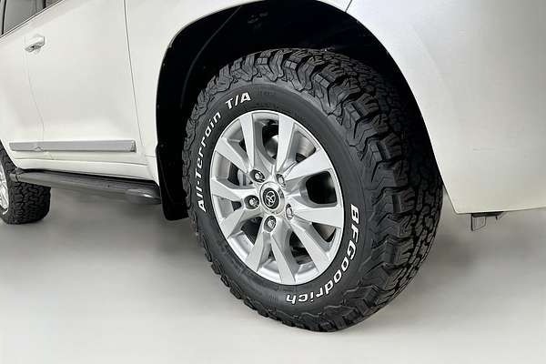 2017 Toyota LANDCRUISER SAHARA (4x4) VDJ200R MY16