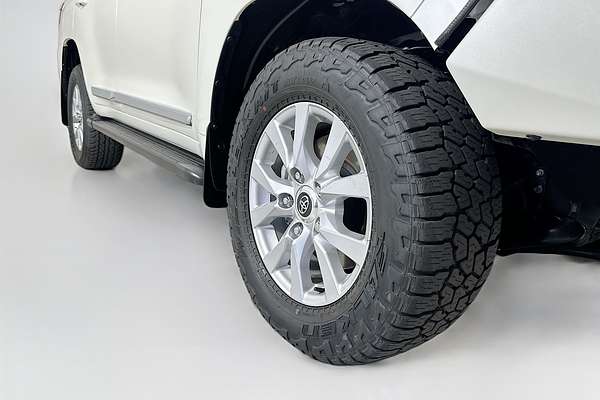 2020 Toyota LANDCRUISER LC200 SAHARA (4x4) VDJ200R