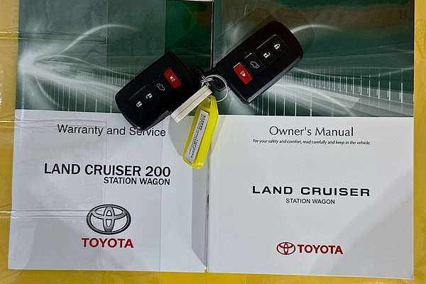 2017 Toyota LANDCRUISER SAHARA (4x4) VDJ200R MY16