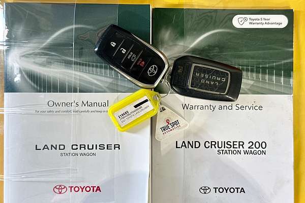 2021 Toyota LANDCRUISER LC200 SAHARA (4x4) VDJ200R