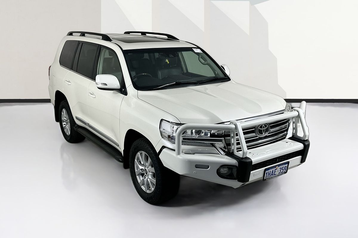 2020 Toyota LANDCRUISER LC200 SAHARA (4x4) VDJ200R