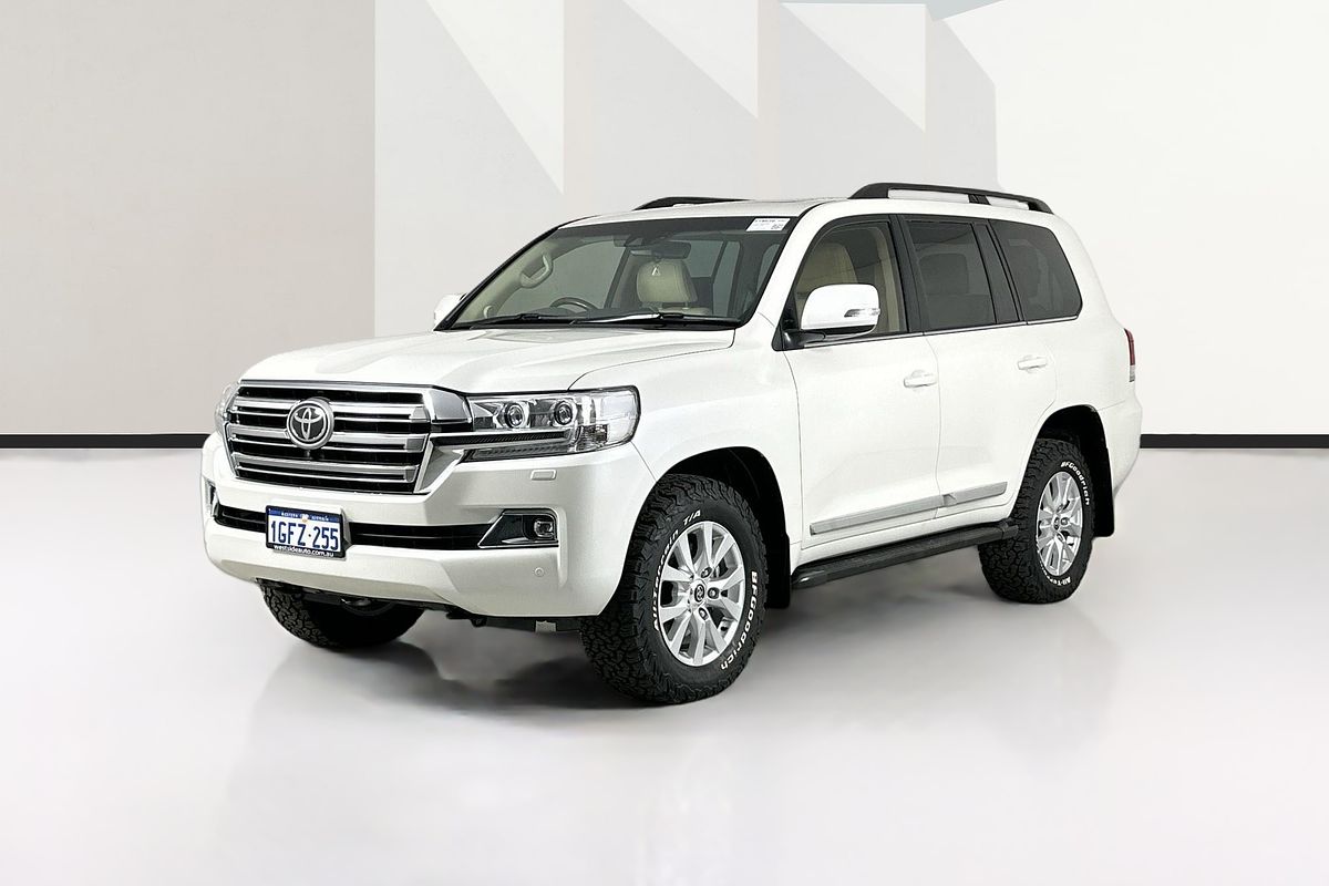 2017 Toyota LANDCRUISER SAHARA (4x4) VDJ200R MY16