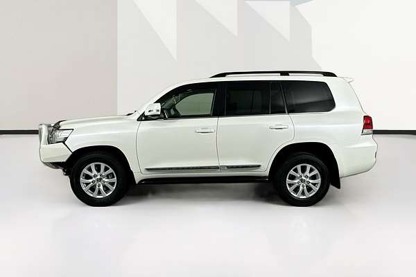 2021 Toyota LANDCRUISER LC200 SAHARA (4x4) VDJ200R