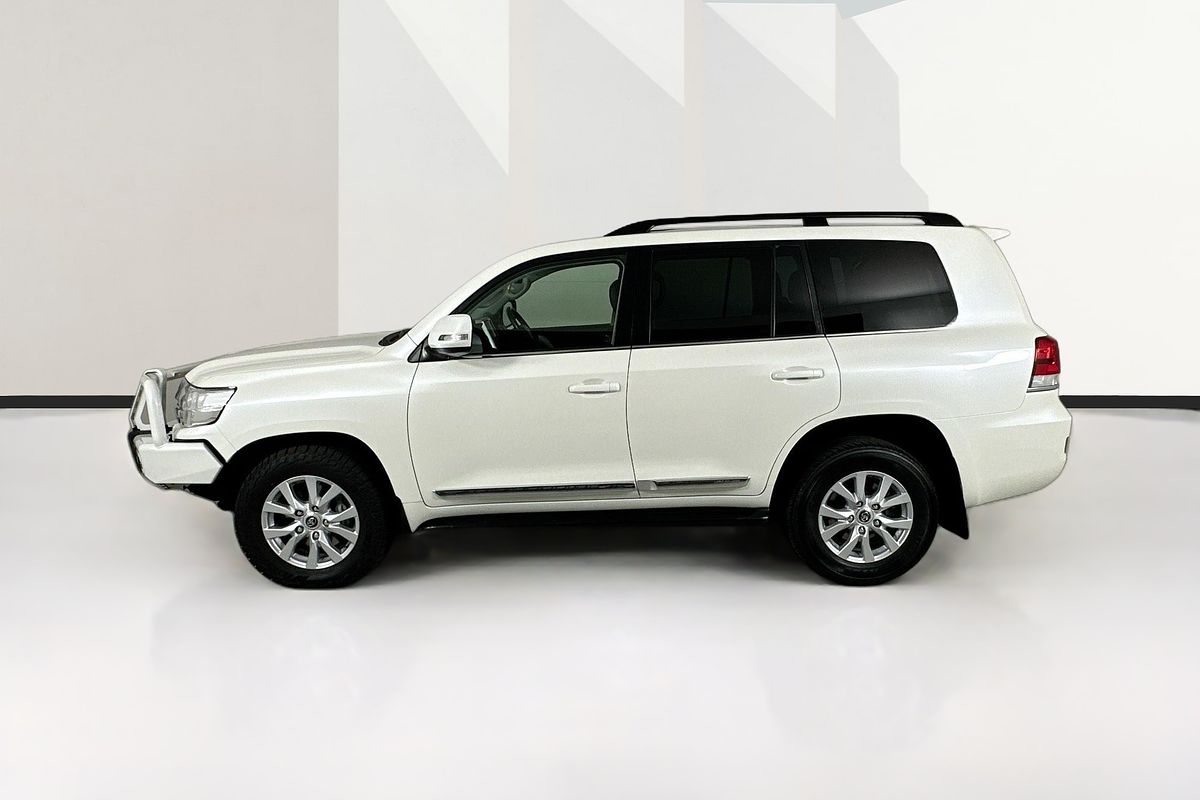 2020 Toyota LANDCRUISER LC200 SAHARA (4x4) VDJ200R