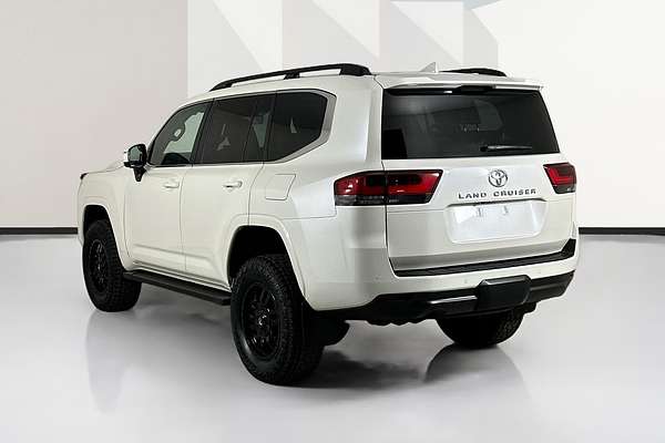 2024 Toyota LANDCRUISER LC300 VX (4x4) FJA300R