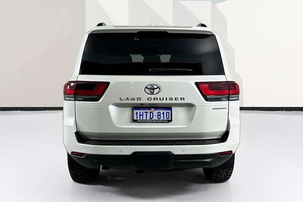 2023 Toyota LANDCRUISER LC300 SAHARA (4x4) FJA300R