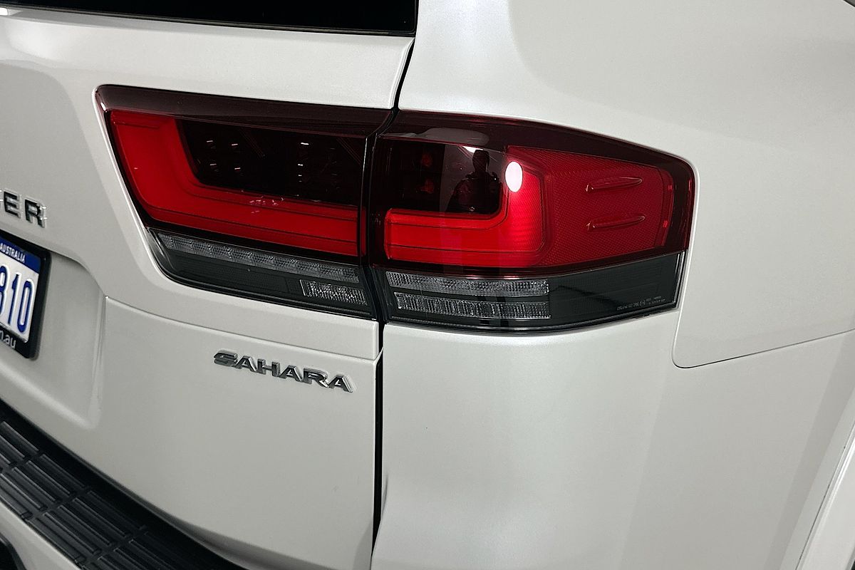 2023 Toyota LANDCRUISER LC300 SAHARA (4x4) FJA300R
