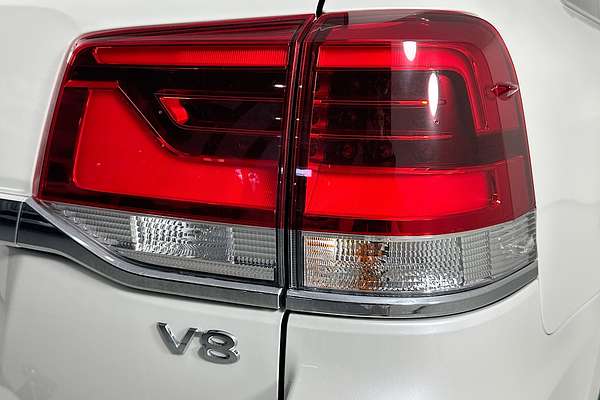 2021 Toyota LANDCRUISER LC200 SAHARA (4x4) VDJ200R