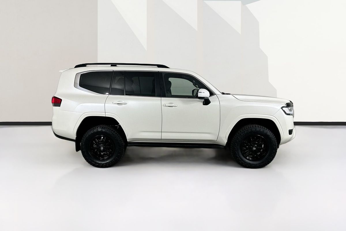 2024 Toyota LANDCRUISER LC300 VX (4x4) FJA300R