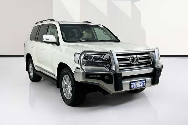 2020 Toyota LANDCRUISER LC200 SAHARA (4x4) VDJ200R