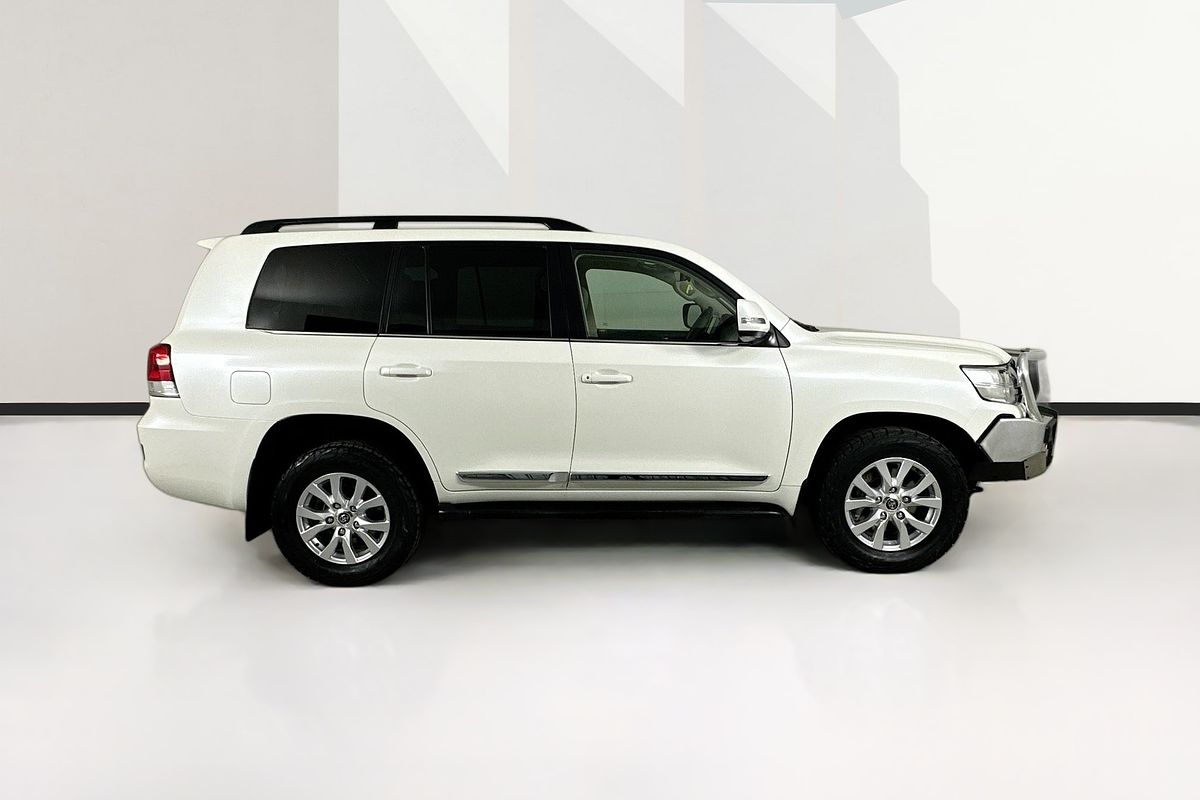 2020 Toyota LANDCRUISER LC200 SAHARA (4x4) VDJ200R