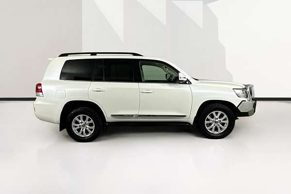 2020 Toyota LANDCRUISER LC200 SAHARA (4x4) VDJ200R