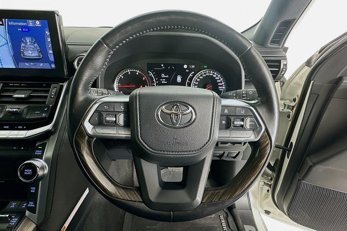 2022 Toyota Landcruiser LC300 VX (4x4) FJA300R