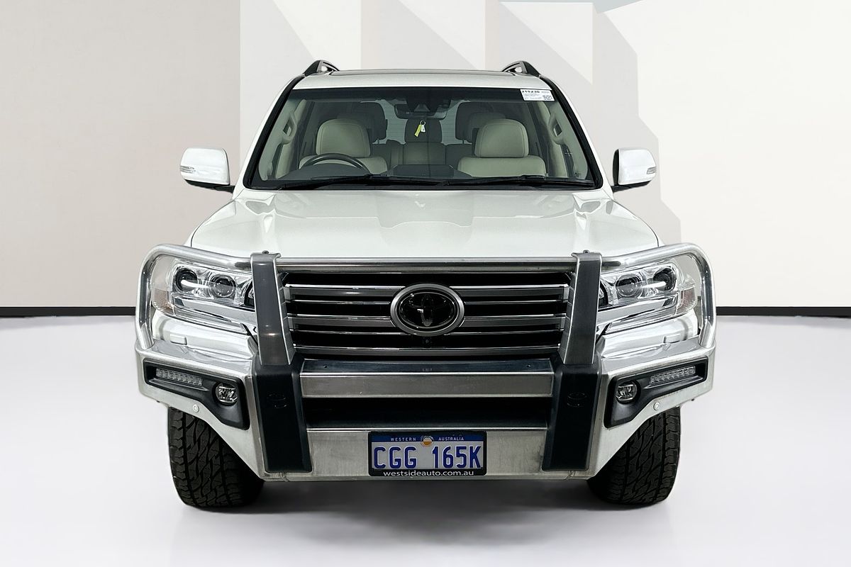 2020 Toyota LANDCRUISER LC200 SAHARA (4x4) VDJ200R