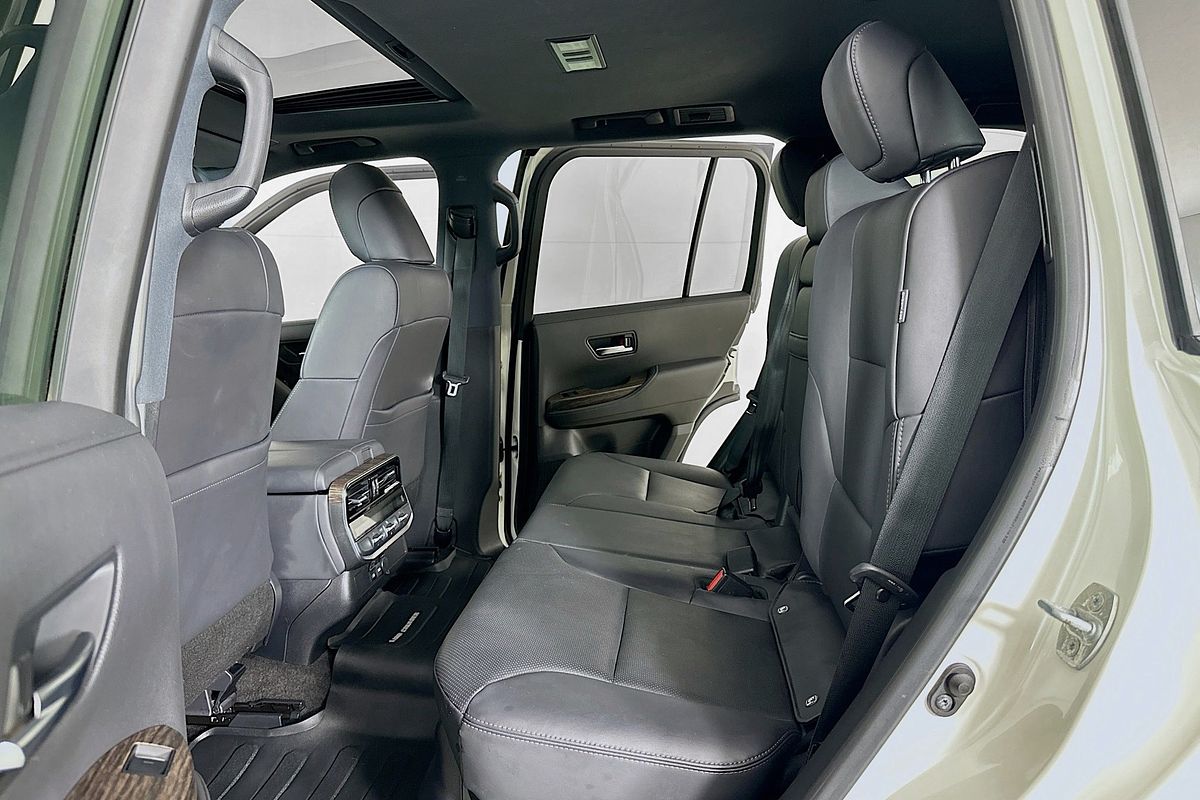 2022 Toyota Landcruiser LC300 VX (4x4) FJA300R